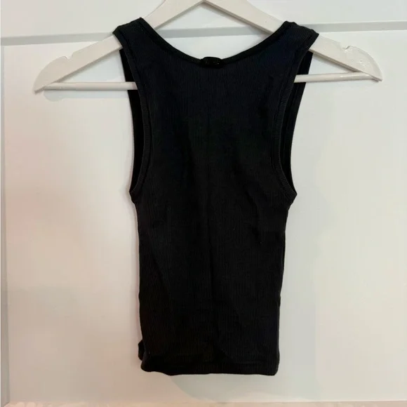 Classic Black Ribbed Tank Top - Picture 2 of 2